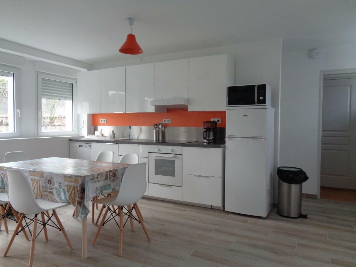Du Fou Apartment